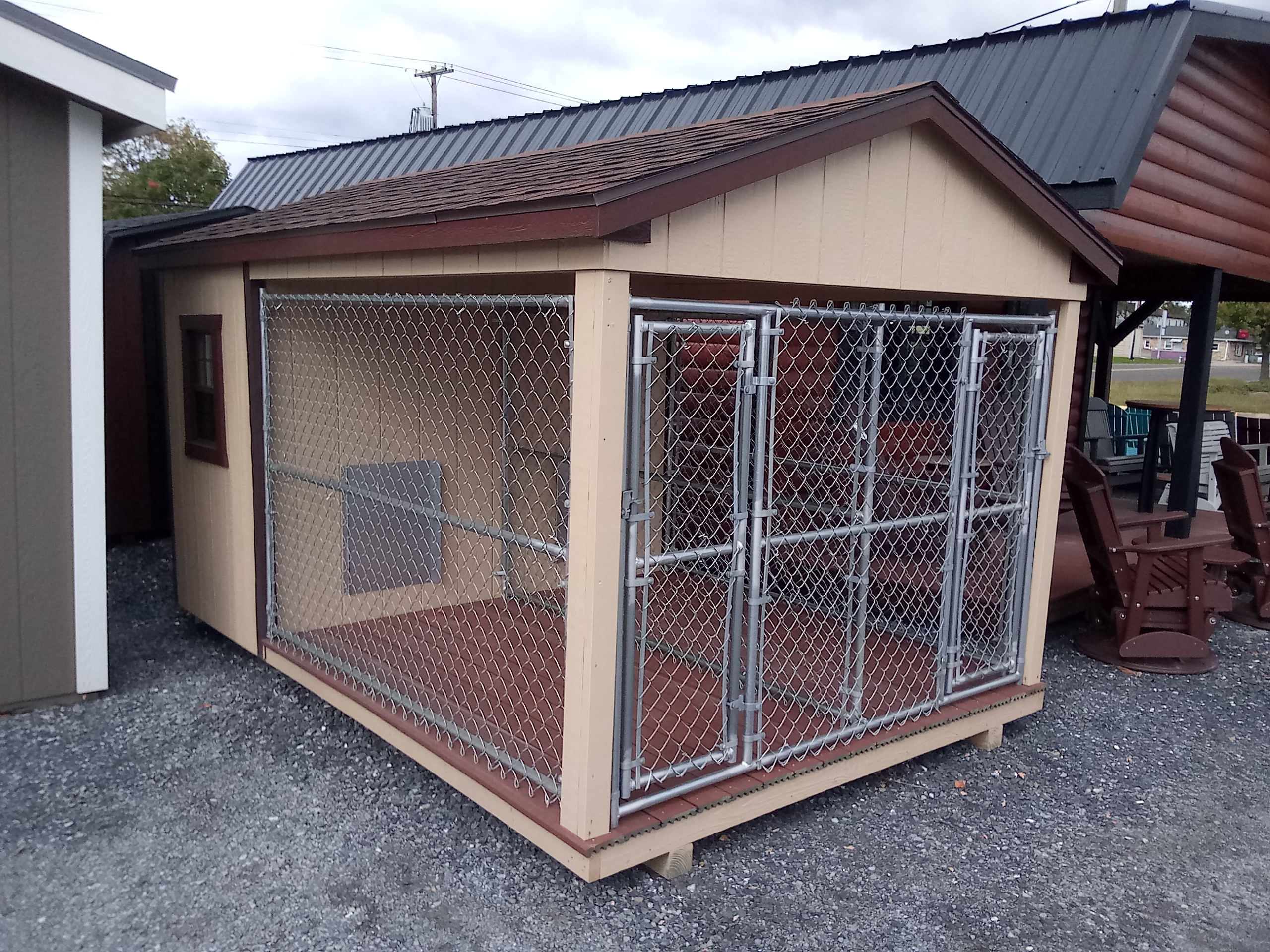 FR24095 8x12x6 Double Dog Kennel