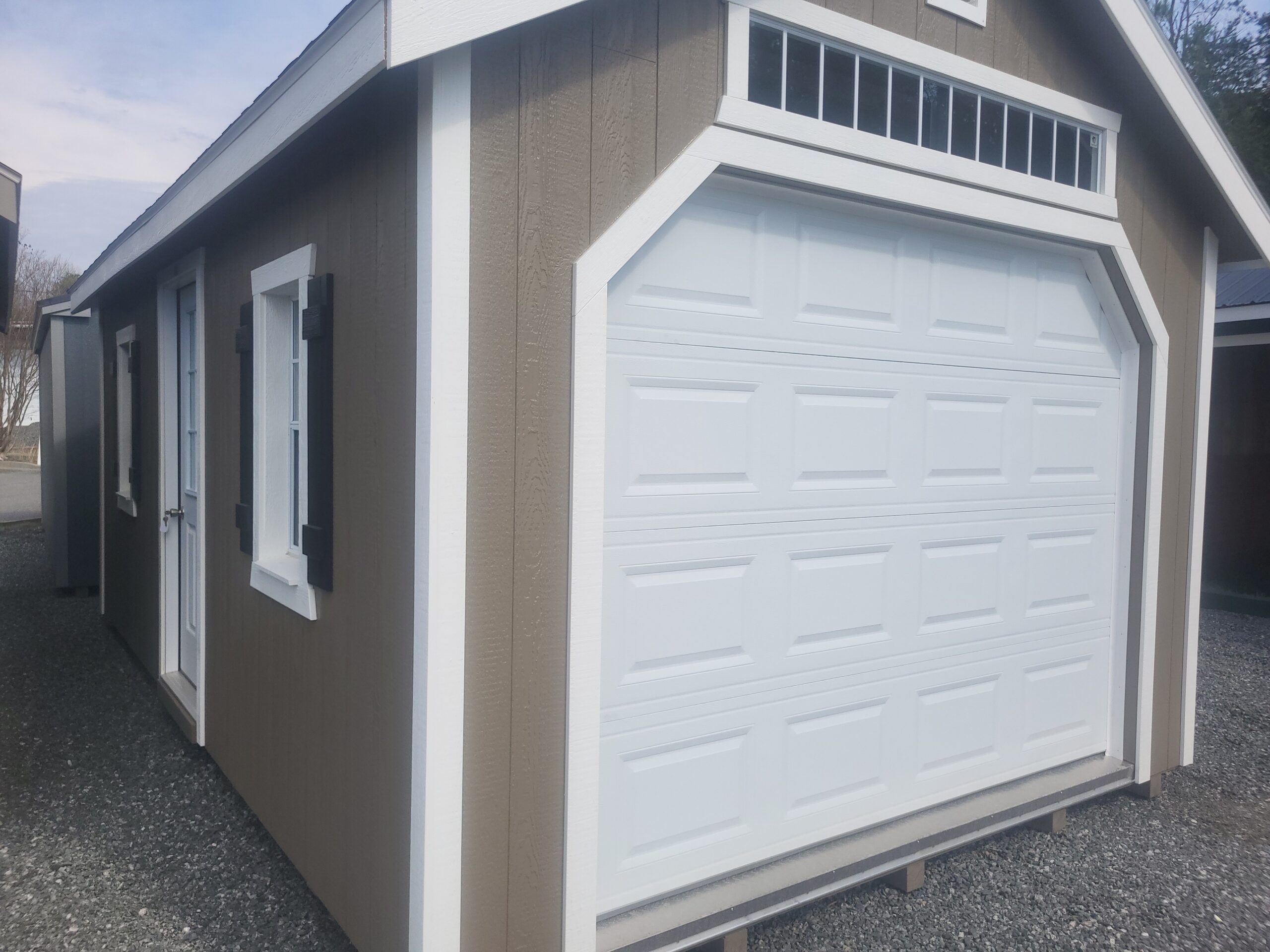 RV25006 12X20X8 Windsor W/ OVERHEAD DOOR